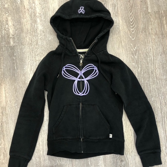 Aritzia Sweaters - TNA zip up (Aritzia)